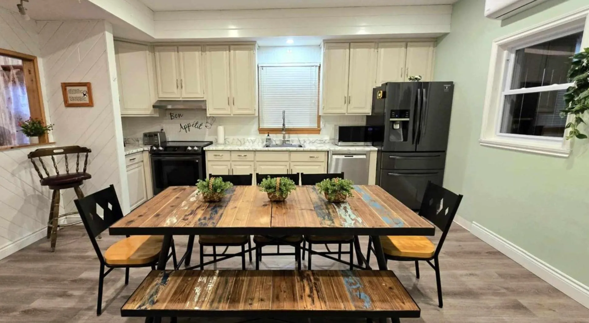 Le Cozy Retreat Private Spa Wine & Relaxing Escape Quebec City Holiday home